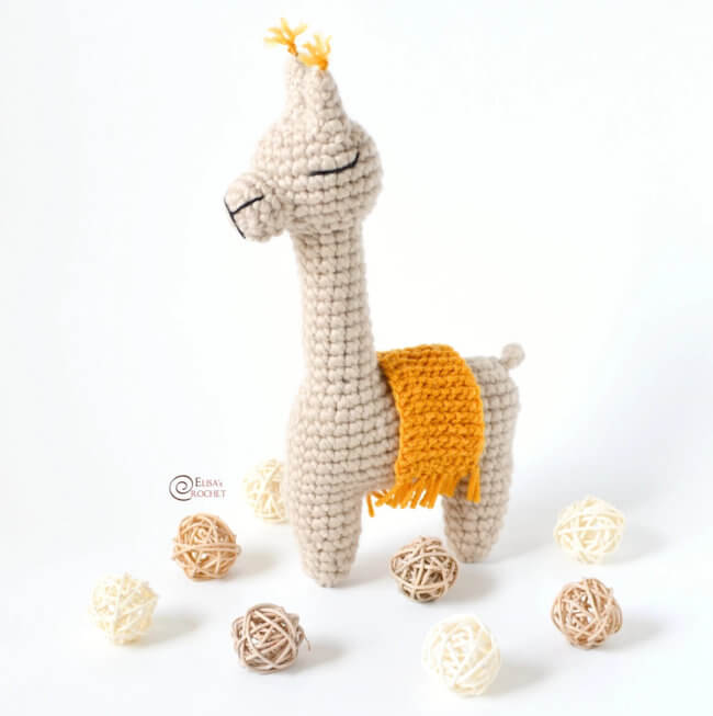 Violet The Alpaca Free Crochet Pattern