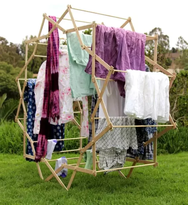 DIY Star Shaped Clothes Drying Rack
