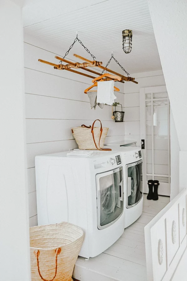 How to Make a DIY Ceiling Mounted Clothes Drying Rack